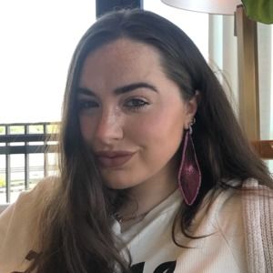 Meet your Posher, Hannah